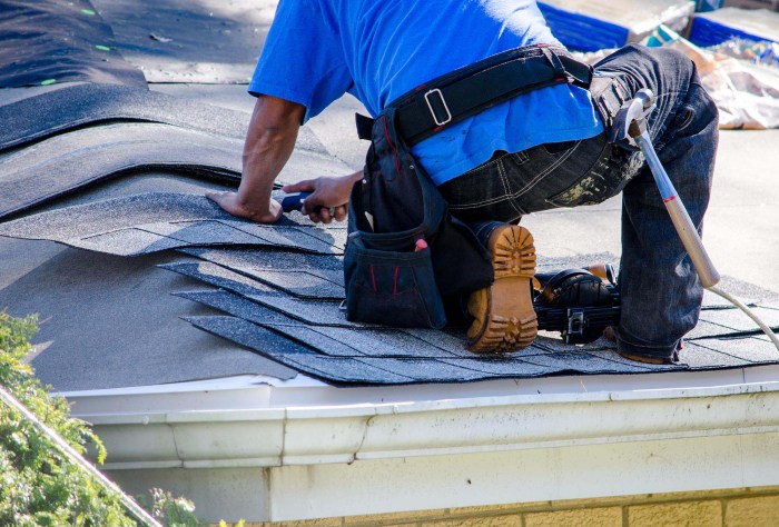 Roofing contractors siding residential