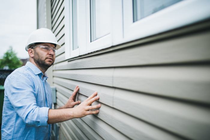 Siding contractor hiring contractors